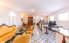 Hotel Toro